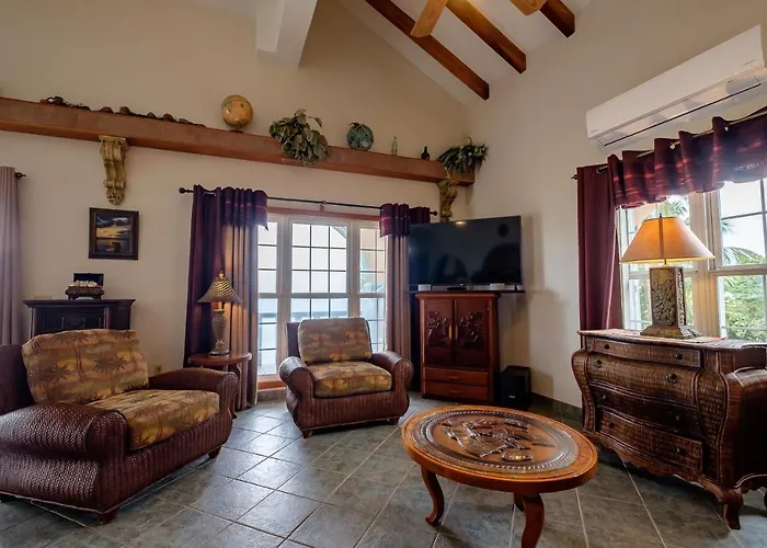 El Gran Castillo De Arena - 4 Bedroom Villa