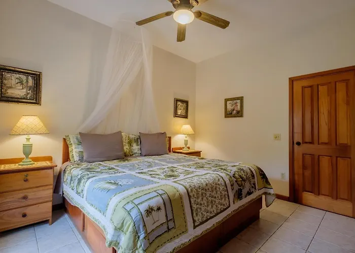 El Gran Castillo De Arena - 4 Bedroom Villa
